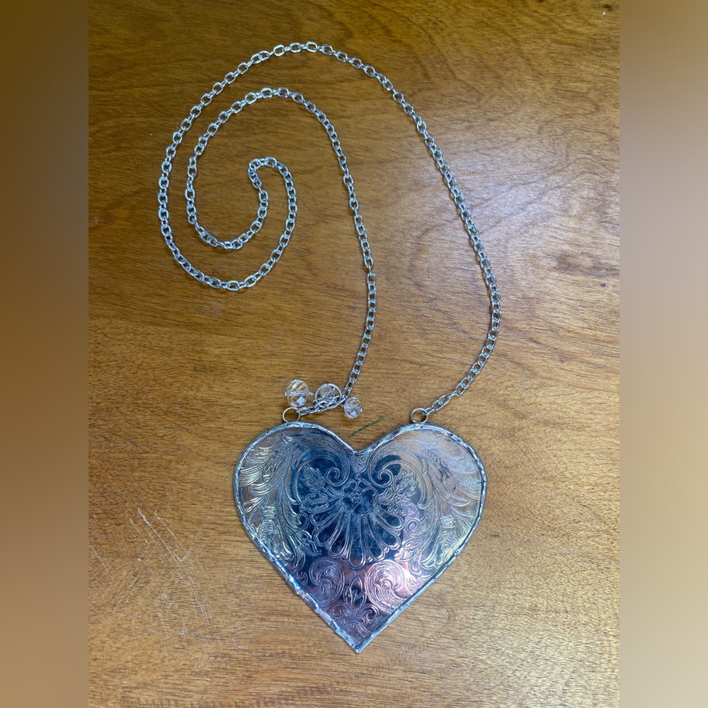 Silver Heart Pendant Necklace with Filigree Detail